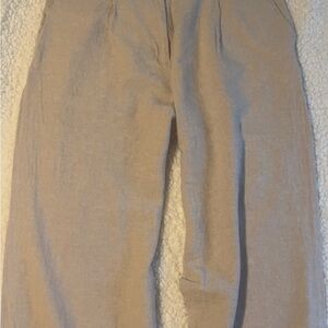 Woman’s trousers tan